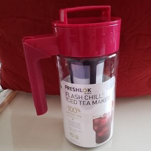 Freshlock flash chill ice tea maker,NWT